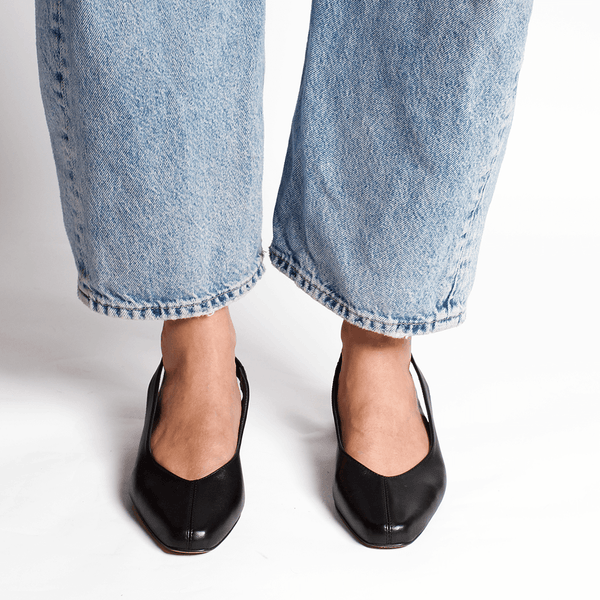 minimalist slingback block heeled pump in black italian leather front view square toe