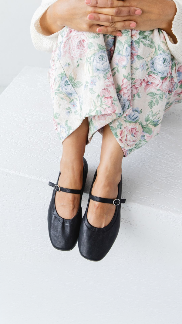 either or black leather mary jane scrunch ballet flat comfortable padded insole dressy casual