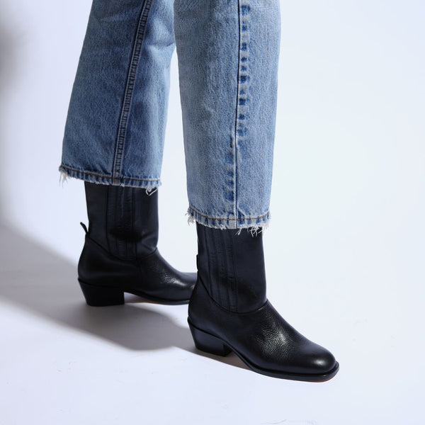The Calf Boot [Black]