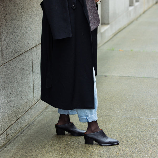 The Canyon Clog [Black]