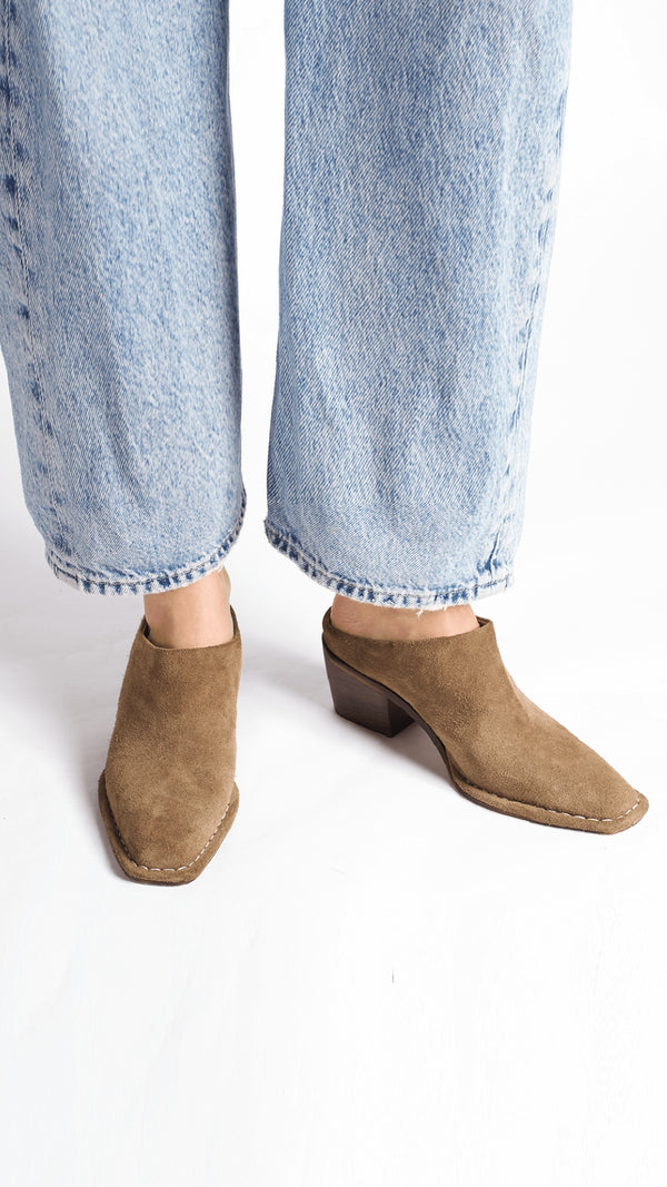 The Canyon Clog [Moss]