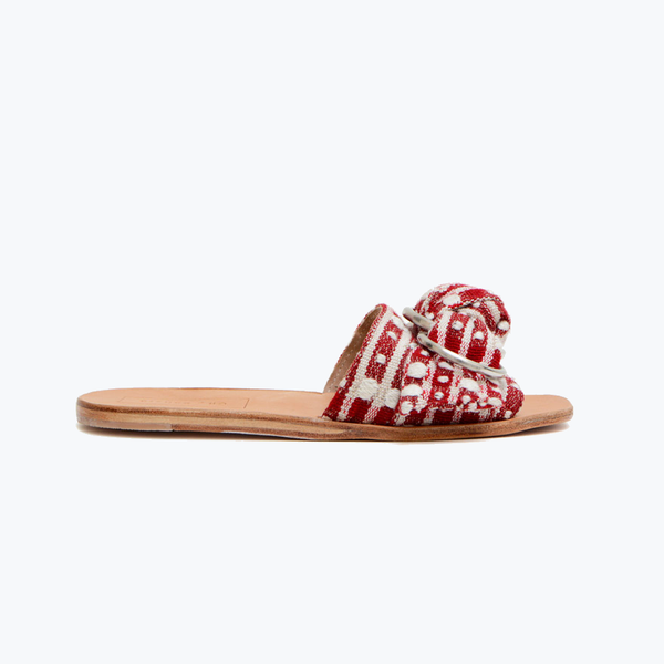 The Knot [Rojo] *FINAL SALE*