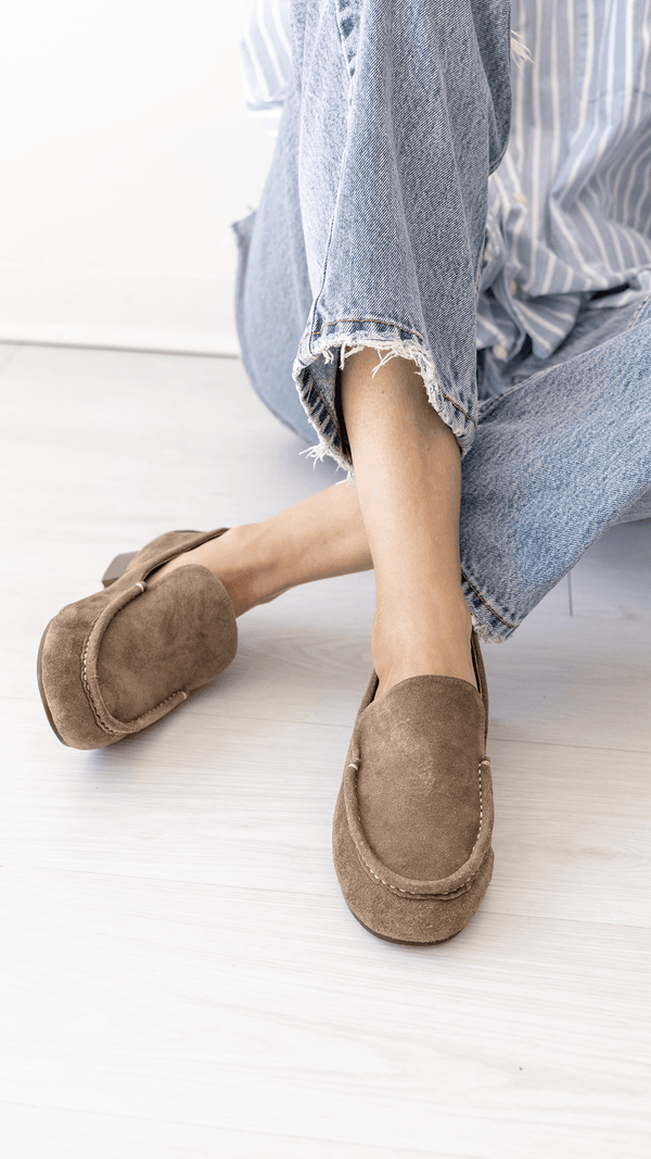 The Coast Loafer [Moss Suede]
