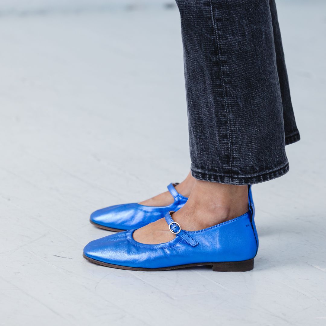 Blue leather mary jane shoes store