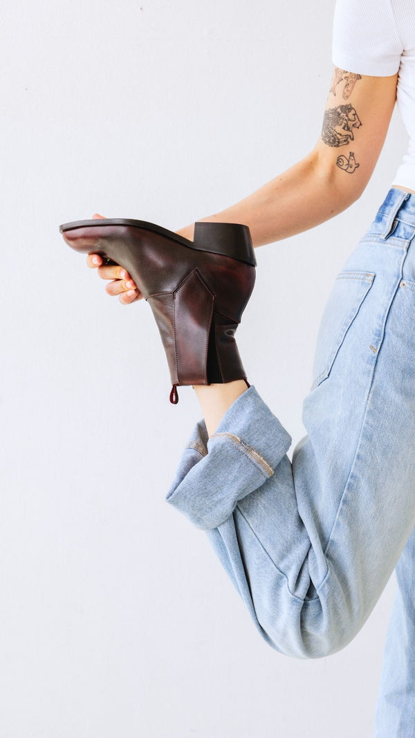 vintage chelsea pull on bootie italian full grain oxblood burgundy leather on the foot