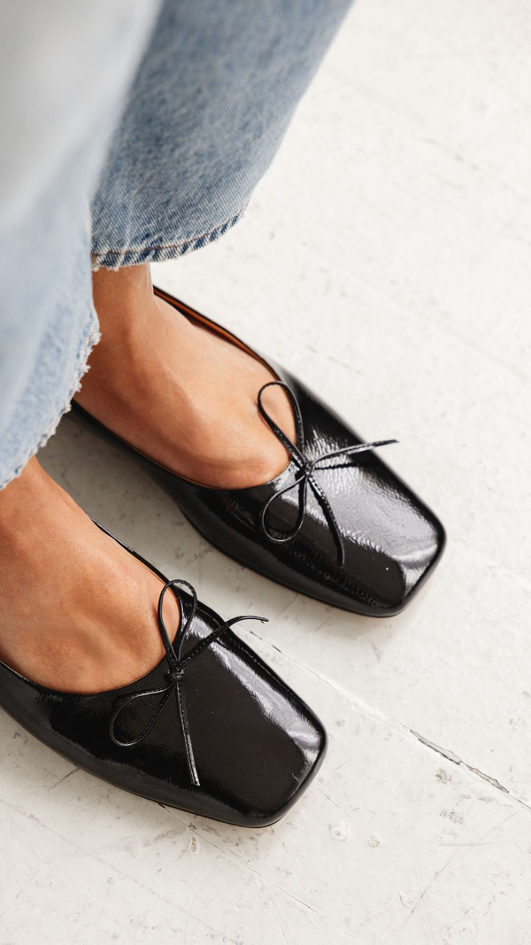 demi ballet black patent leather square toe comfy ballet flat toe detail