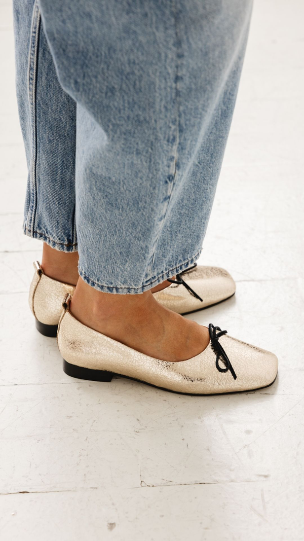 demi ballet metallic leather square toe comfy ballet flat on the foot