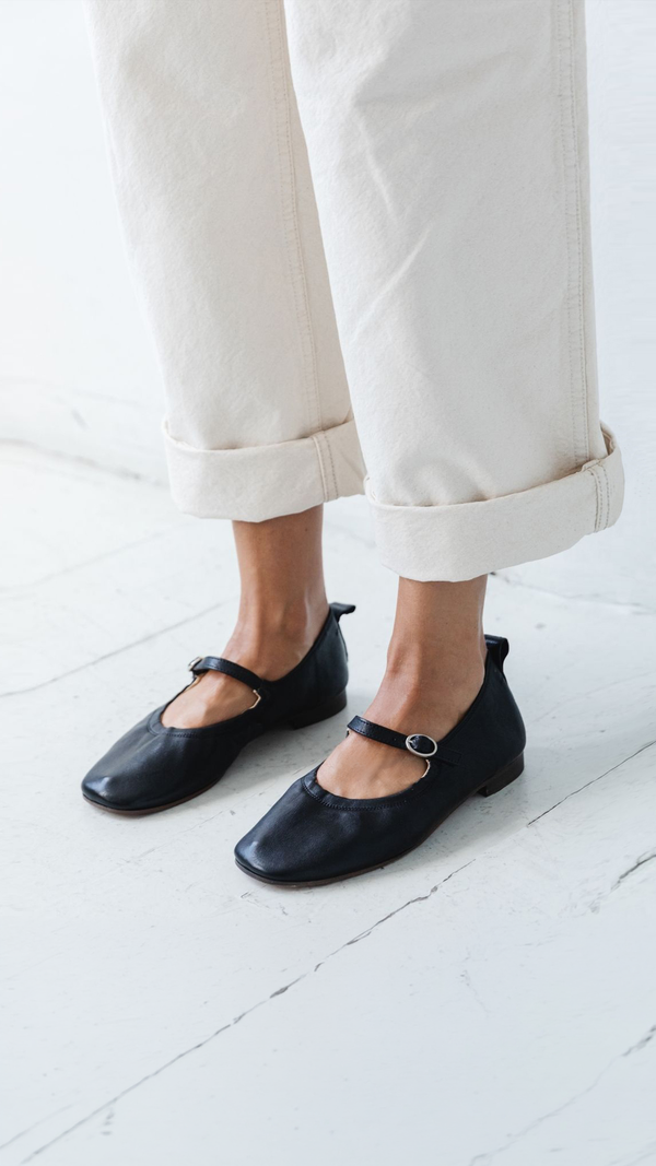 either or black leather mary jane scrunch ballet flat comfortable padded insole top view