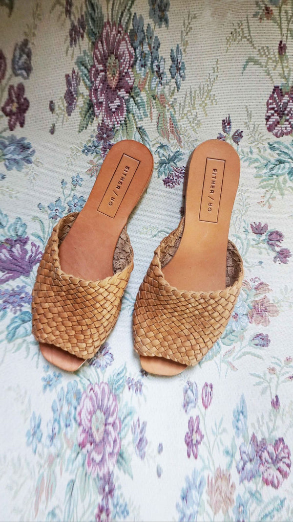 The Woven Slide [Miel]