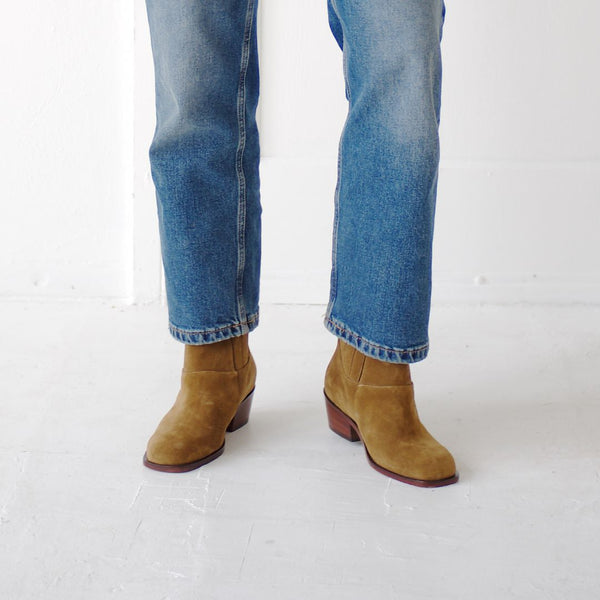 The Calf Boot [Tobacco Suede]