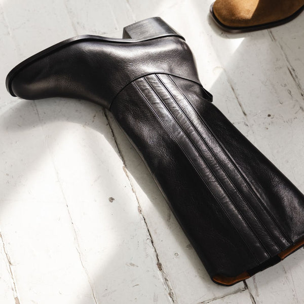 The Calf Boot [Black]