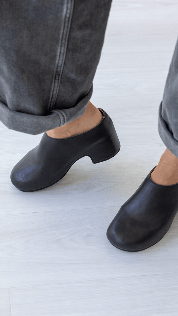 The Terrace Clog [Black]