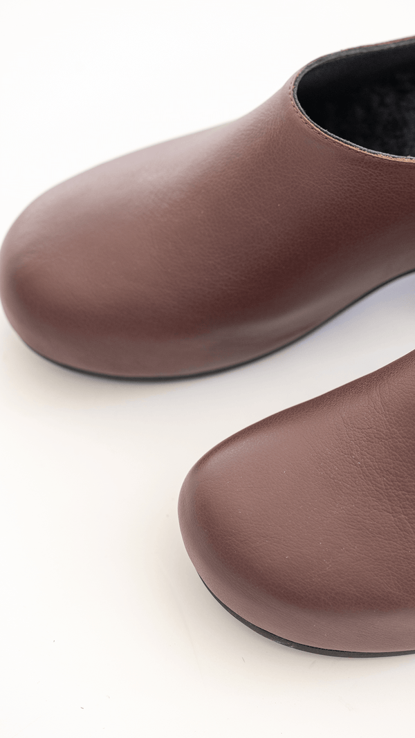 The Terrace Clog [Plum]