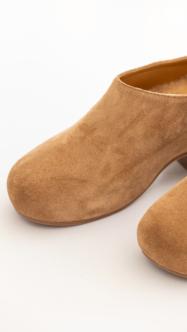 The Terrace Clog [Tobacco Suede]