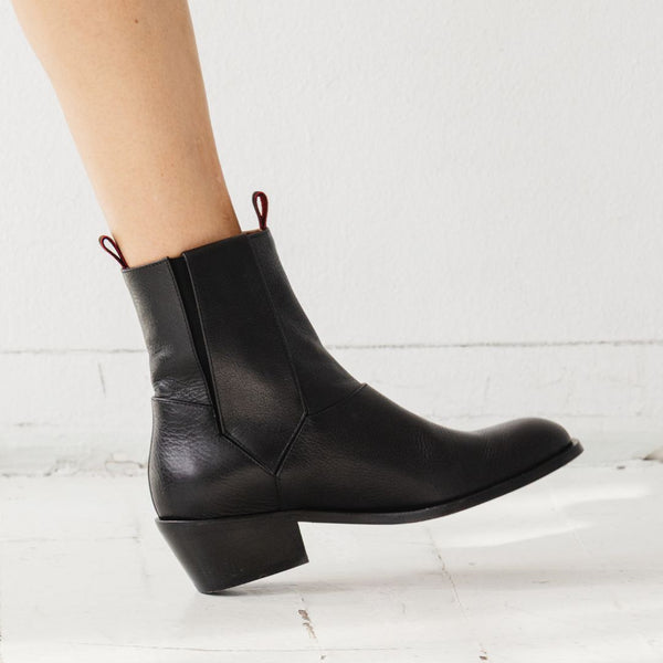 The Vintage Pull-On [Black]