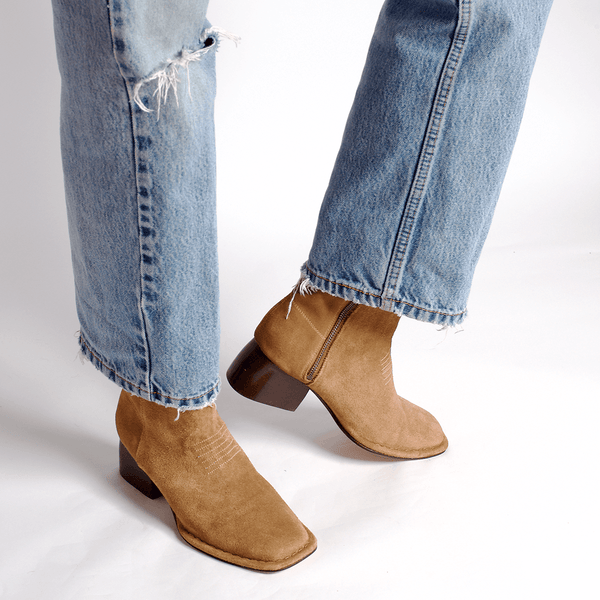 The West Boot [Tobacco]