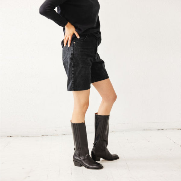 The Calf Boot [Black]