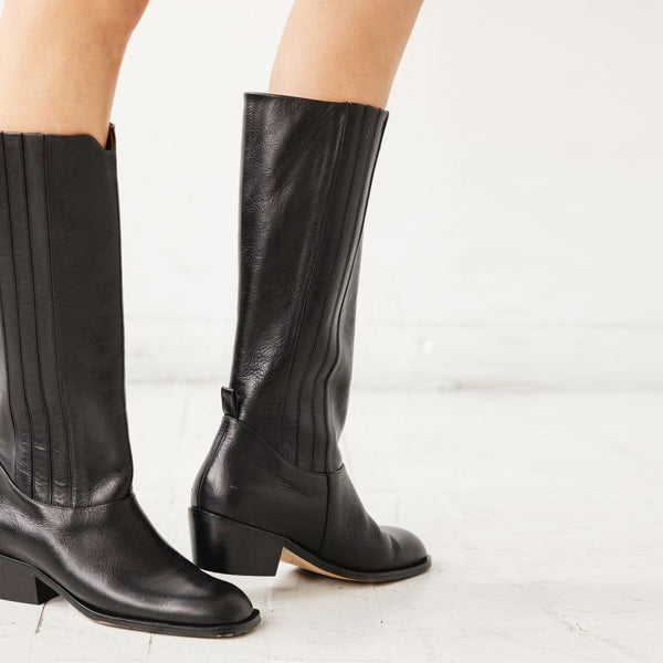 The Calf Boot [Black]