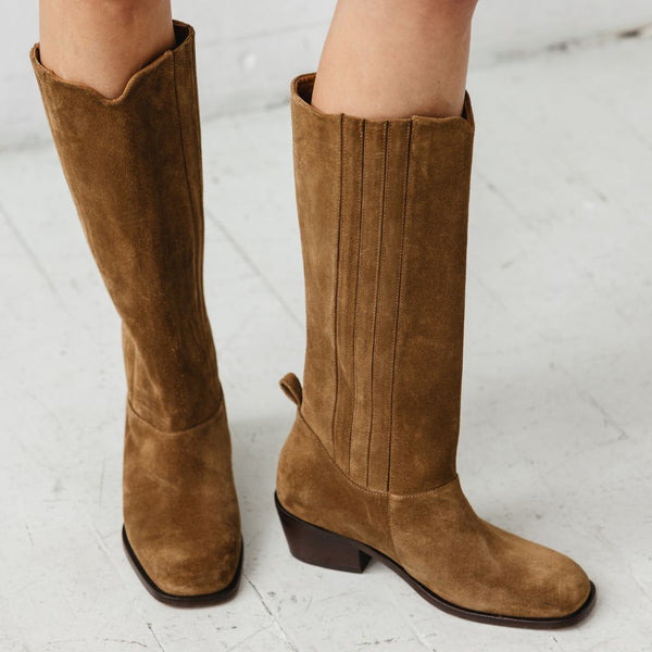 The Calf Boot [Suede]