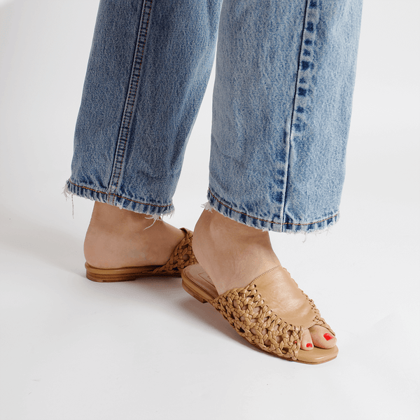 The Rattan Sandal [Miel]