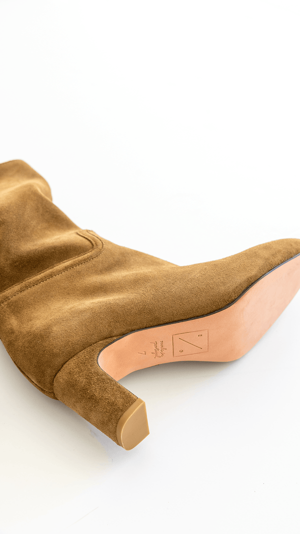 The Kit Boot [Tobacco Suede]