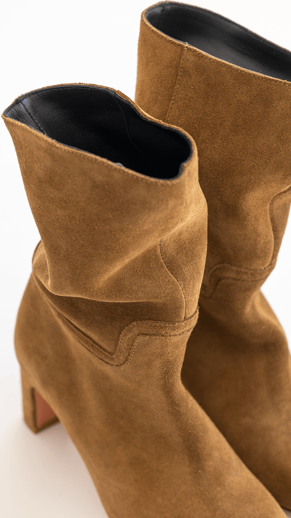 The Kit Boot [Tobacco Suede]