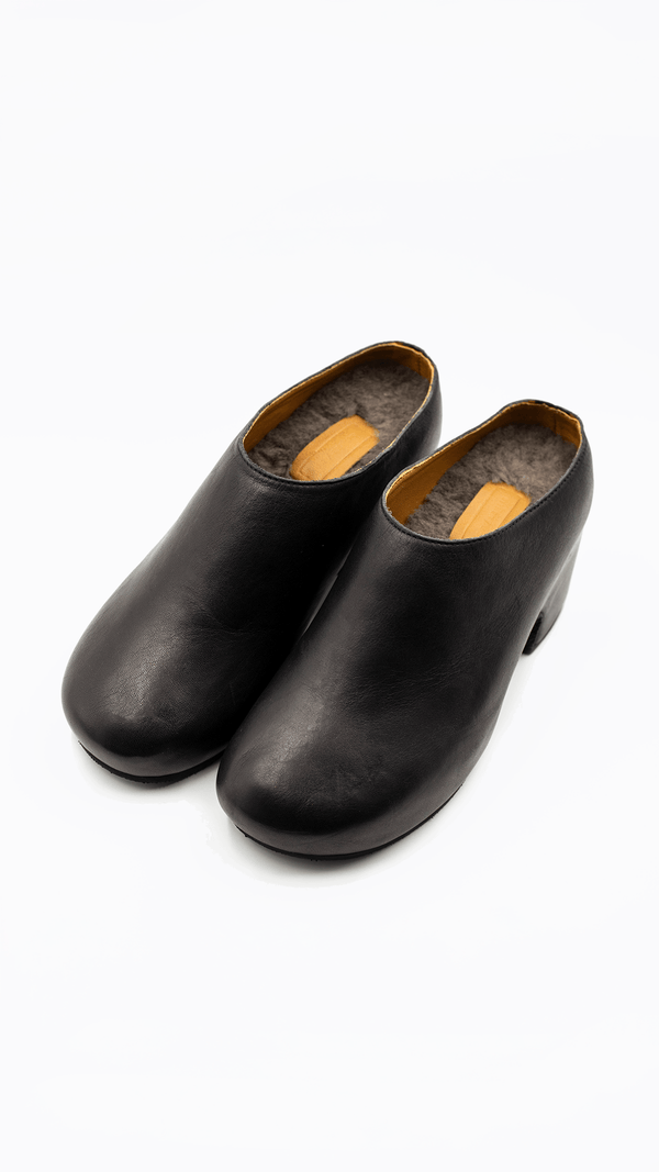 The Terrace Clog [Black]