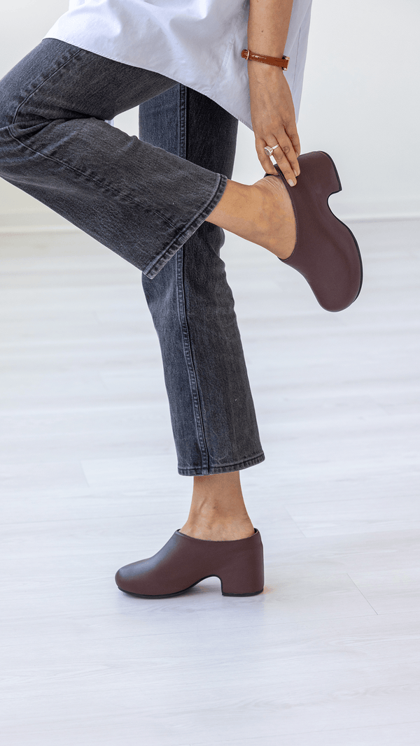 The Terrace Clog [Plum]