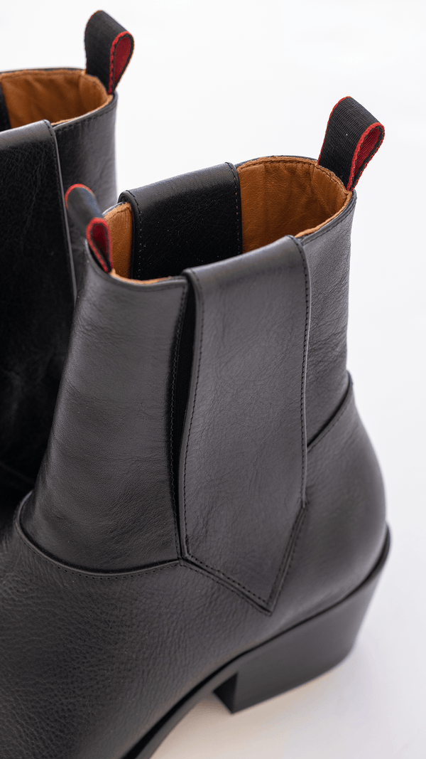 The Chelsea Boot [Black]